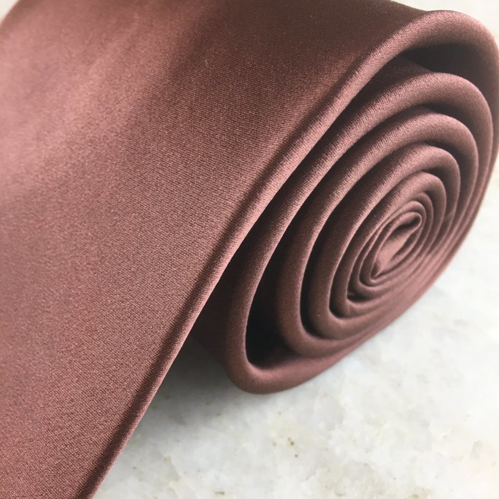 REGIS SOLID BROWN SILK TIE